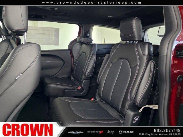 new 2026 Chrysler Pacifica car, priced at $43,785