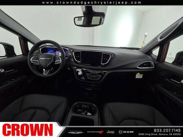 new 2026 Chrysler Pacifica car, priced at $43,785