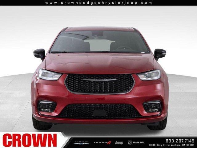 new 2026 Chrysler Pacifica car, priced at $43,785