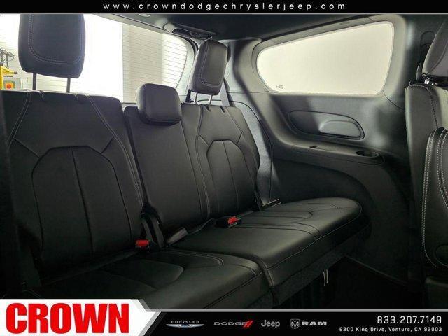 new 2026 Chrysler Pacifica car, priced at $43,785