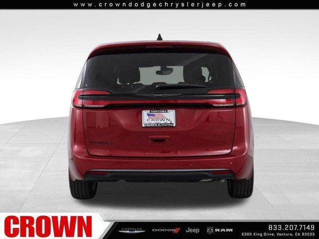 new 2026 Chrysler Pacifica car, priced at $43,785