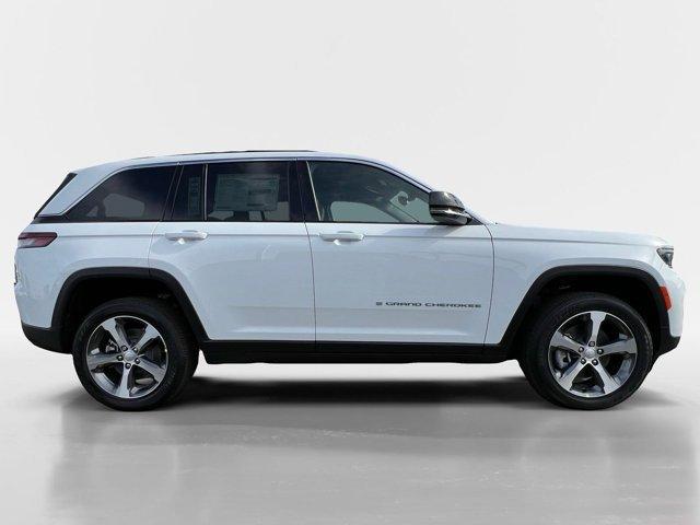 new 2024 Jeep Grand Cherokee 4xe car, priced at $49,915