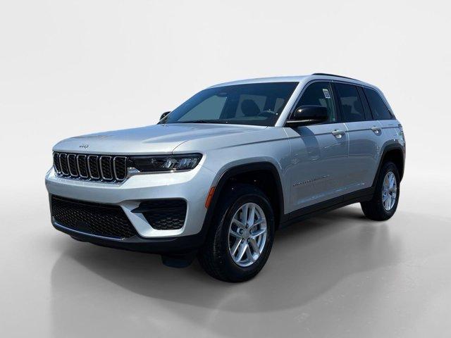 new 2024 Jeep Grand Cherokee car, priced at $33,558