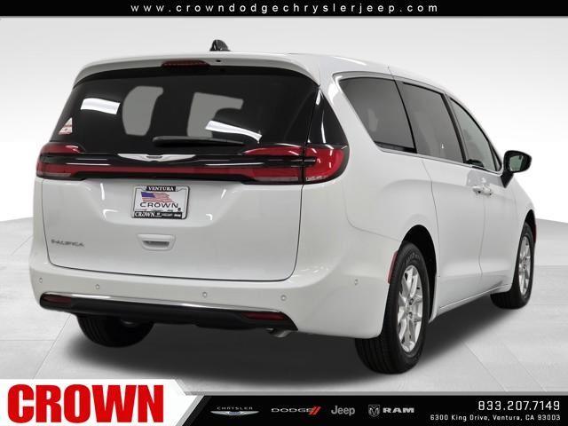 new 2025 Chrysler Pacifica car, priced at $37,725
