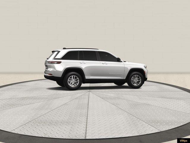 new 2025 Jeep Grand Cherokee car, priced at $33,080