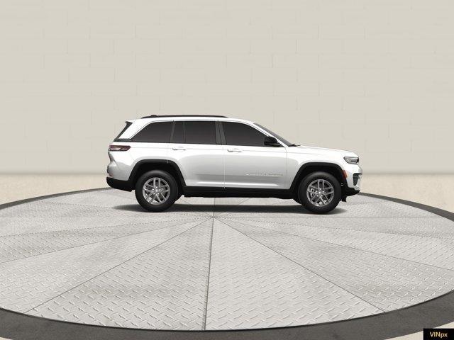 new 2025 Jeep Grand Cherokee car, priced at $33,080