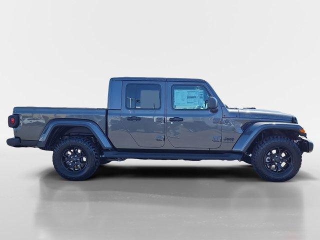 new 2025 Jeep Gladiator car, priced at $43,235