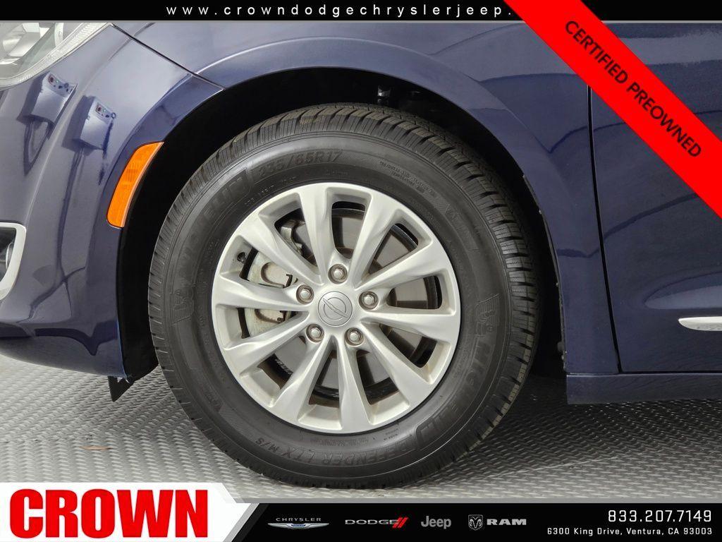 used 2019 Chrysler Pacifica car, priced at $14,714