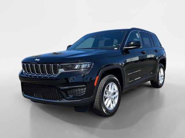 new 2024 Jeep Grand Cherokee car, priced at $33,558