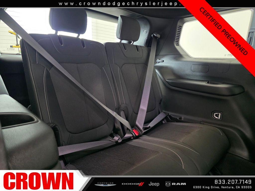 used 2025 Jeep Grand Cherokee L car, priced at $34,925