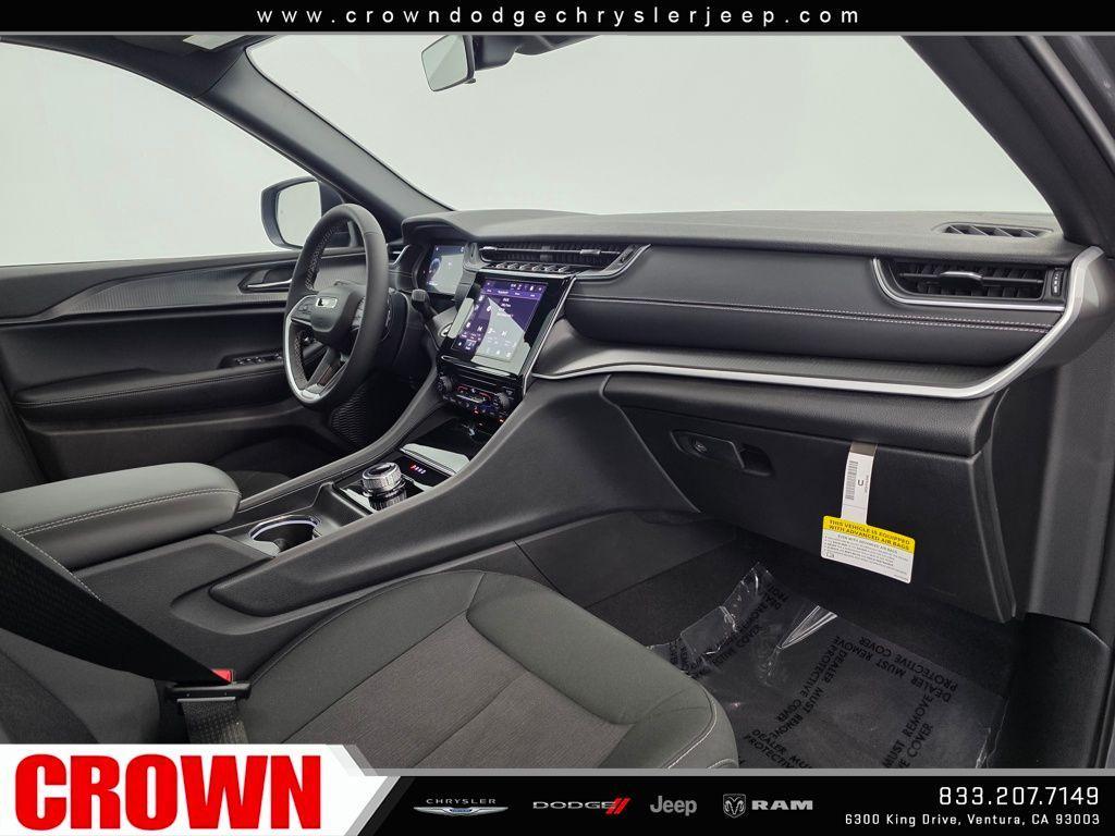 used 2025 Jeep Grand Cherokee L car, priced at $34,925