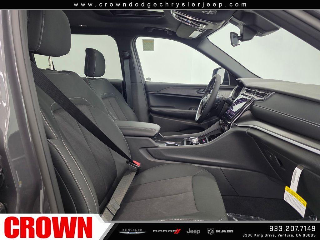 used 2025 Jeep Grand Cherokee L car, priced at $34,925