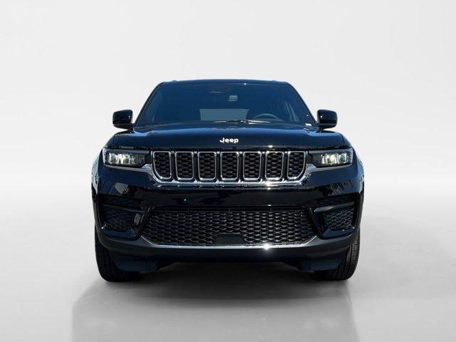 new 2024 Jeep Grand Cherokee car, priced at $32,495