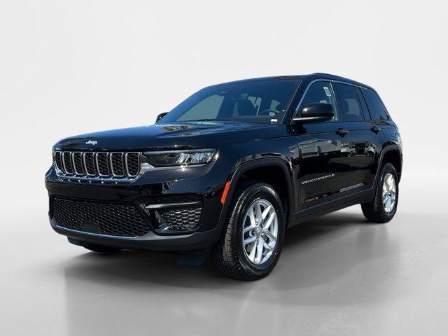 new 2024 Jeep Grand Cherokee car, priced at $33,558