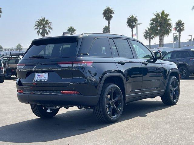 new 2025 Jeep Grand Cherokee car, priced at $44,675