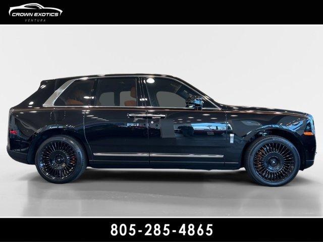 used 2022 Rolls-Royce Cullinan car, priced at $377,555