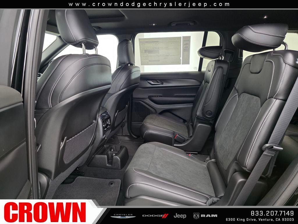 new 2025 Jeep Grand Cherokee L car, priced at $41,375