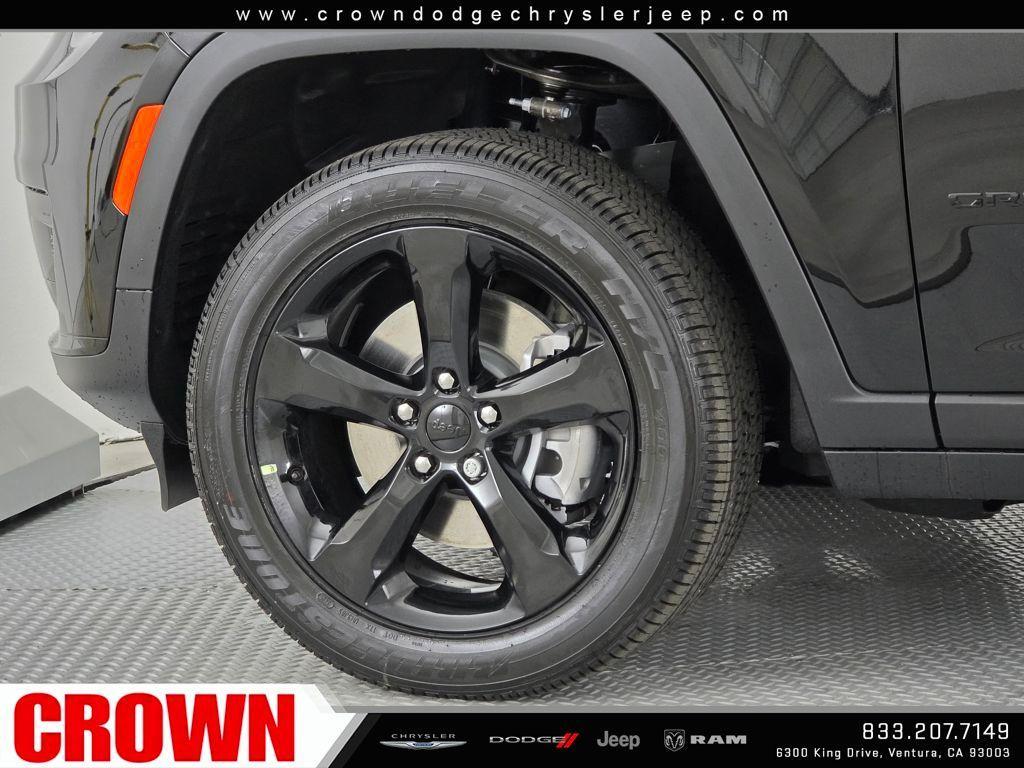 new 2025 Jeep Grand Cherokee L car, priced at $41,375