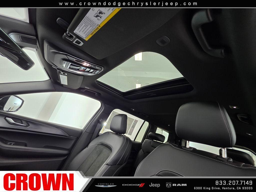 new 2025 Jeep Grand Cherokee L car, priced at $41,375