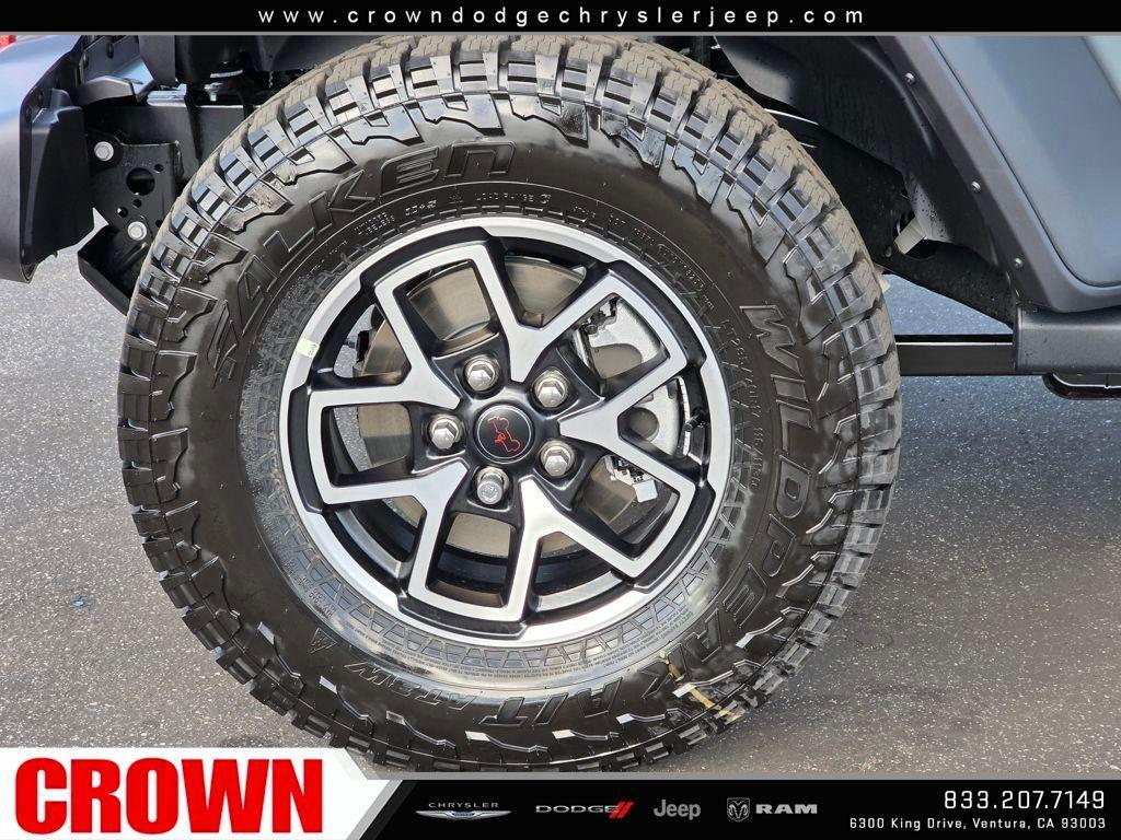 new 2025 Jeep Gladiator car, priced at $51,745
