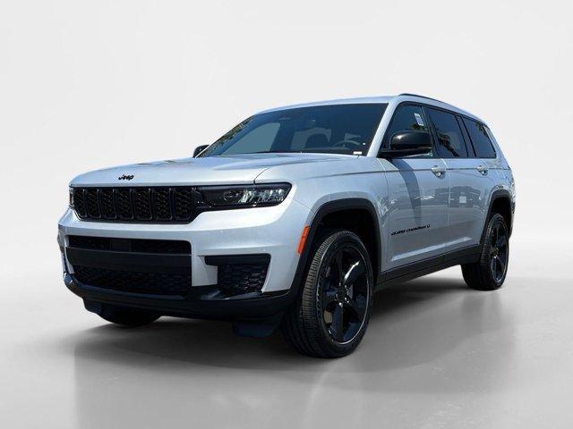 new 2024 Jeep Grand Cherokee car, priced at $38,508