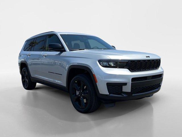 new 2024 Jeep Grand Cherokee car, priced at $38,508