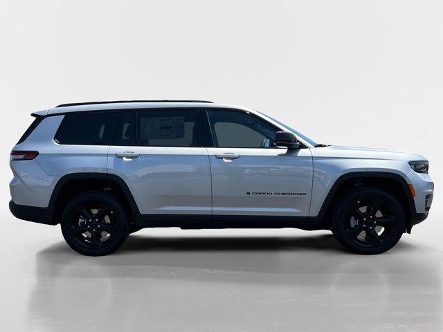 new 2024 Jeep Grand Cherokee car, priced at $38,508