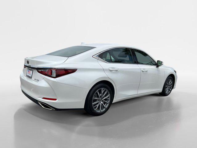 used 2022 Lexus ES 350 car, priced at $32,050