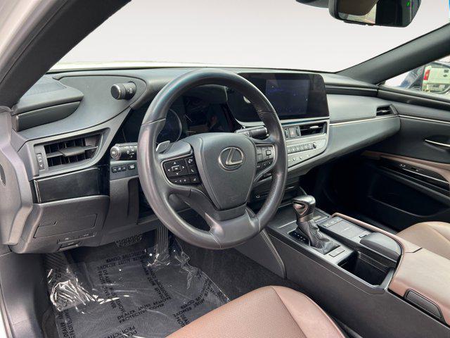 used 2022 Lexus ES 350 car, priced at $32,050