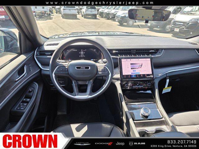 new 2025 Jeep Grand Cherokee car, priced at $42,470