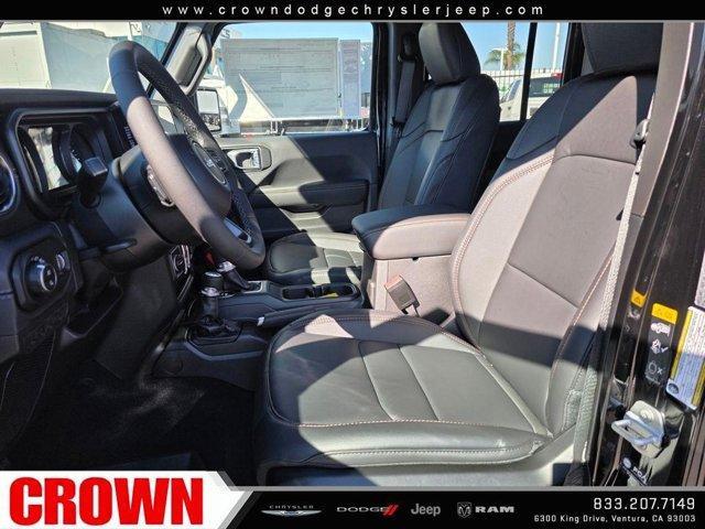 new 2025 Jeep Gladiator car, priced at $40,605