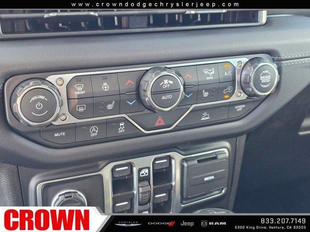 new 2025 Jeep Gladiator car, priced at $40,605