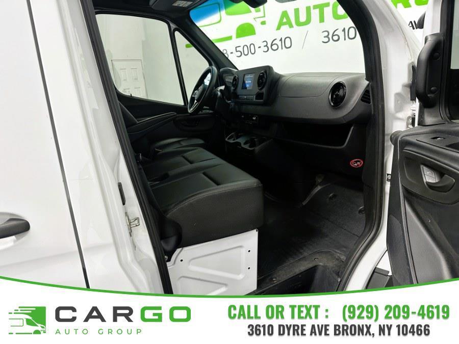 used 2022 Mercedes-Benz Sprinter 4500 car, priced at $35,995