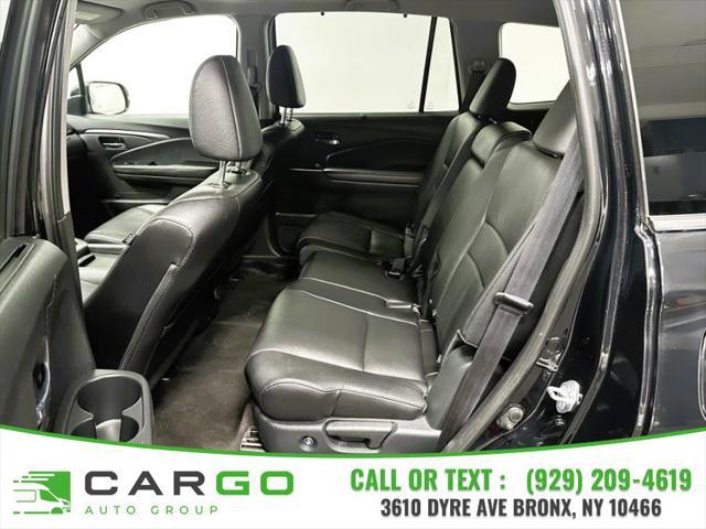 used 2022 Honda Pilot car, priced at $27,995