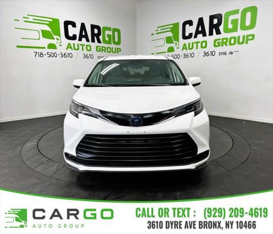 used 2022 Toyota Sienna car, priced at $35,895