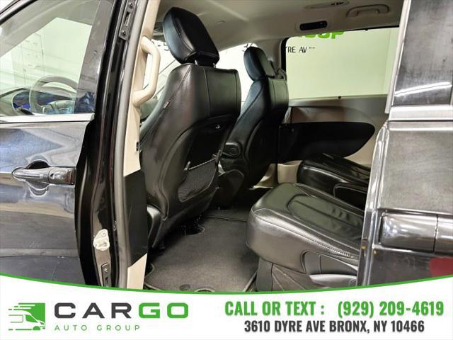 used 2022 Chrysler Pacifica car, priced at $36,995