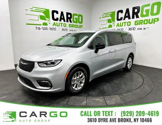 used 2024 Chrysler Pacifica car, priced at $29,495