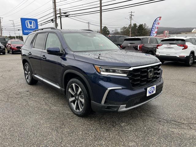 new 2025 Honda Pilot car, priced at $48,995