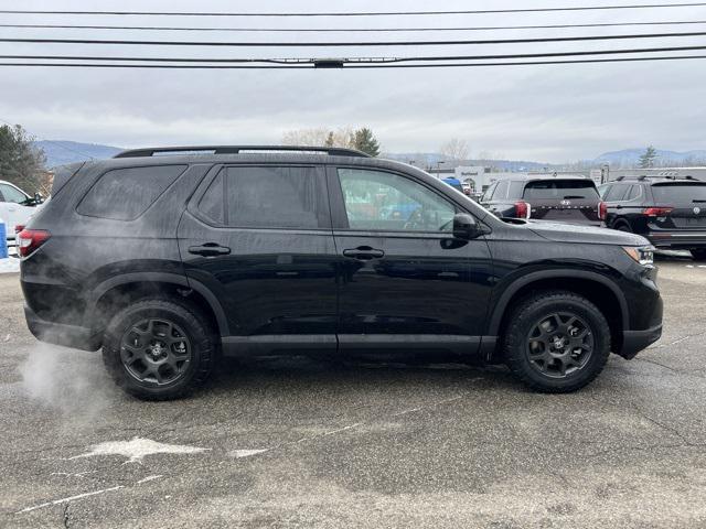 new 2025 Honda Pilot car, priced at $49,045