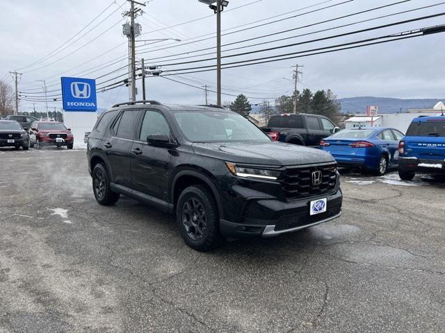 new 2025 Honda Pilot car, priced at $49,045