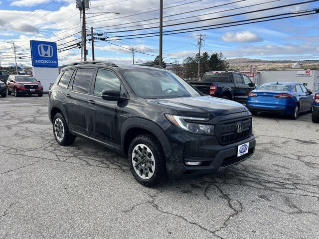 new 2025 Honda Passport car, priced at $48,695