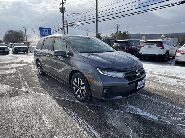 new 2025 Honda Odyssey car, priced at $42,015