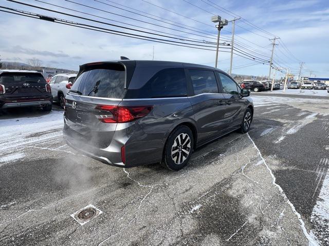 new 2025 Honda Odyssey car, priced at $42,015