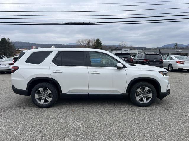 new 2025 Honda Pilot car, priced at $46,450