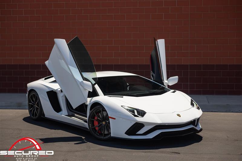used 2018 Lamborghini Aventador S car, priced at $399,990