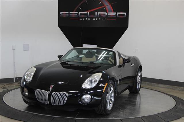 used 2006 Pontiac Solstice car, priced at $9,495