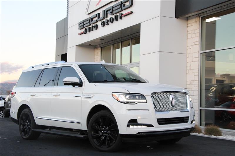 used 2022 Lincoln Navigator car, priced at $46,995