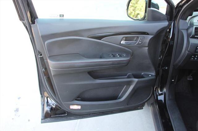 used 2025 Honda Ridgeline car, priced at $42,995