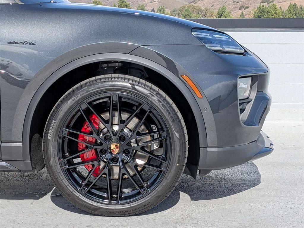 new 2025 Porsche Macan car, priced at $118,255