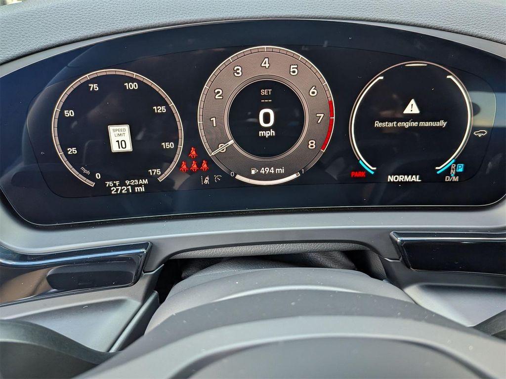 used 2025 Porsche Cayenne car, priced at $99,176